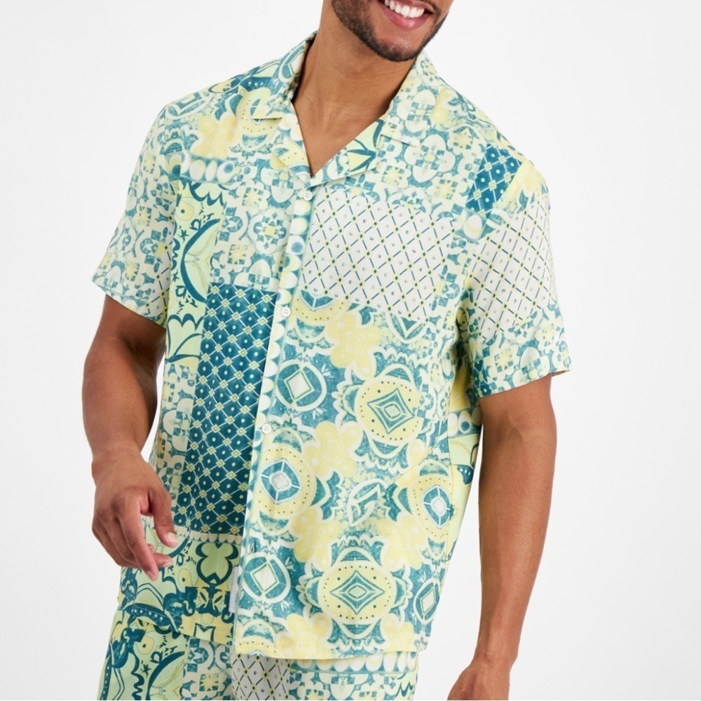 Native Youth Tile Print Short Sleeve Button-Up Shirt Green Tile Print Sz XL *F